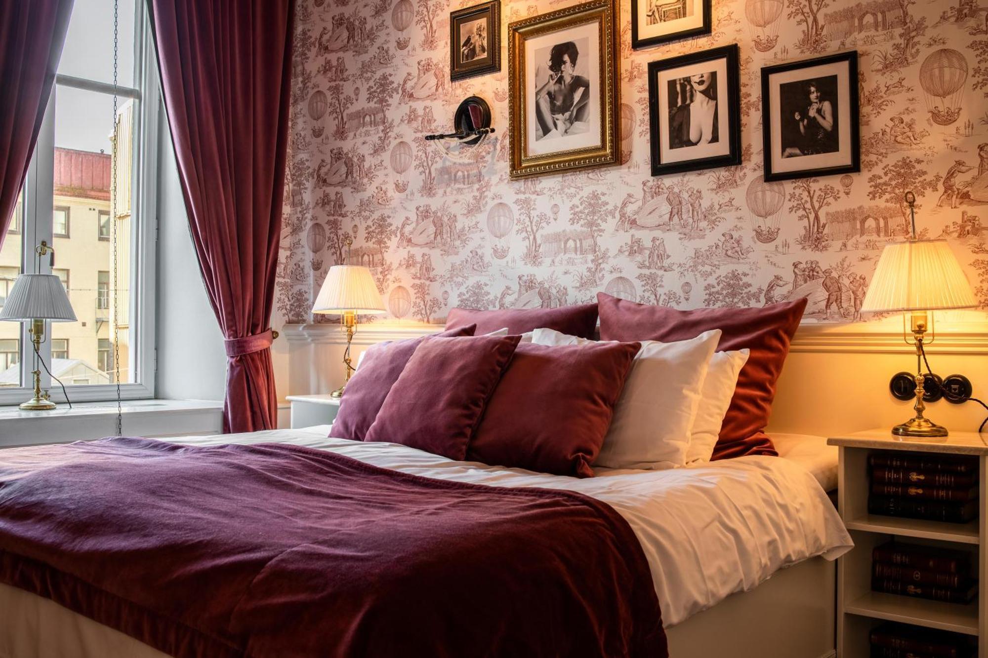 Hotel Pigalle Göteborg Dış mekan fotoğraf A bedroom